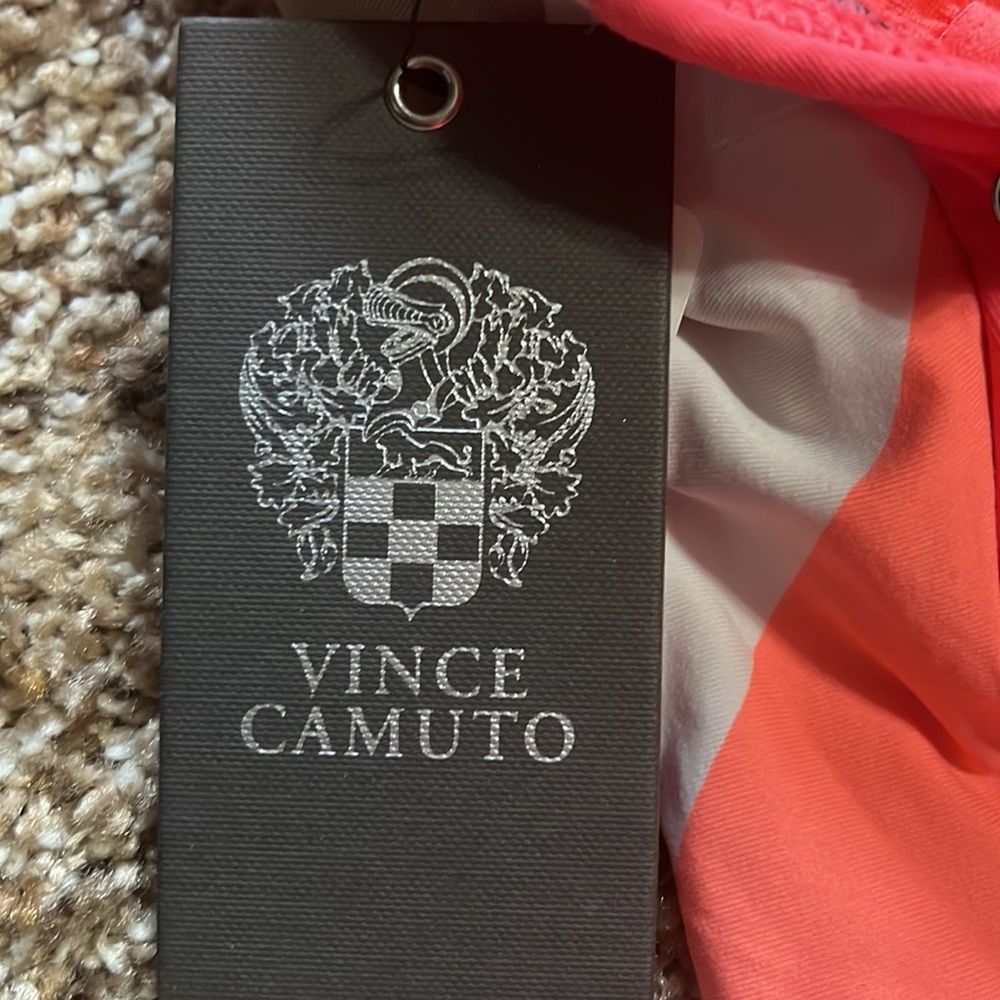 One piece Vince Camuto Swim - Picture 3 of 4